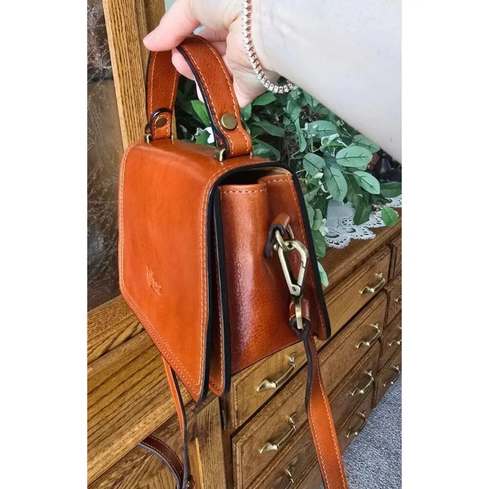 Italian leather crossbody - Picture 1 of 4